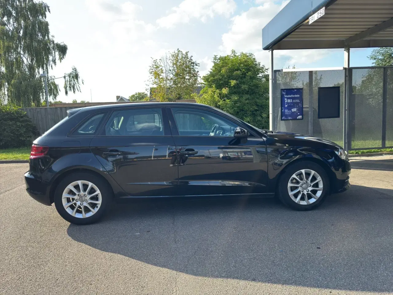 Billede 4 - Audi A3 1,6 TDi 110 Attraction Sportback