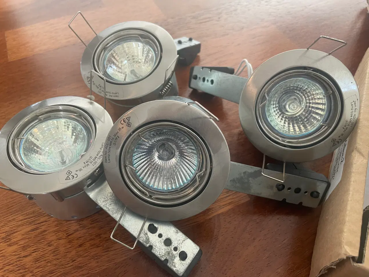 Billede 1 - 2 stk. Noratel Halopower 2 12V 200W 1-KSA +9spot