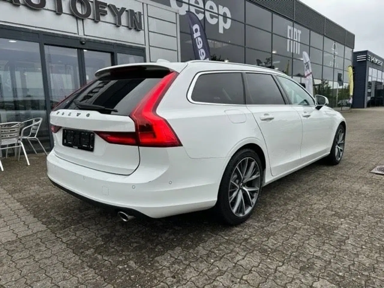 Billede 3 - Volvo V90 2,0 T5 254 Momentum aut.