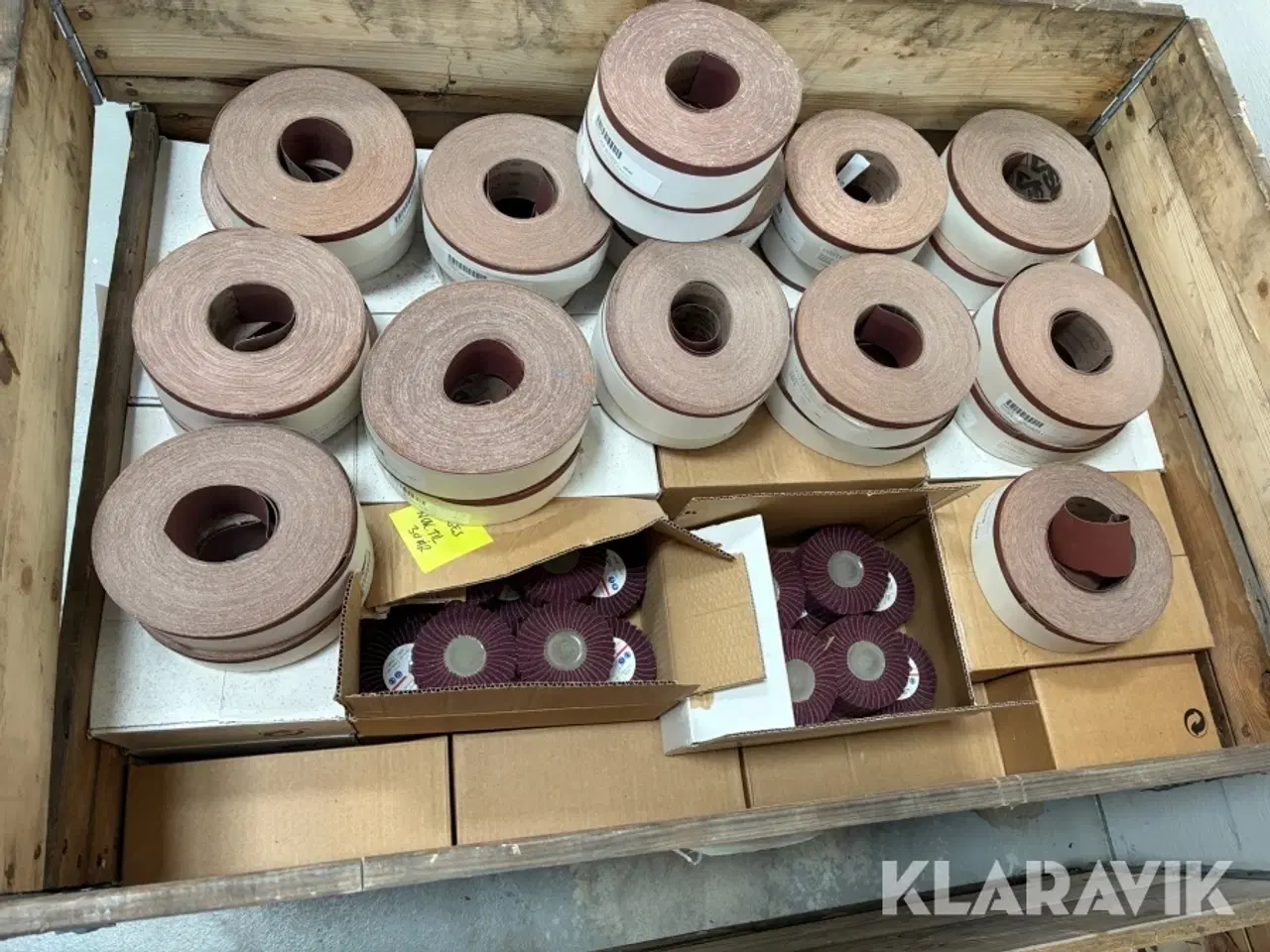 Billede 1 - Lot - slibebånd / smergellærreder og slibevifter - 1 palle