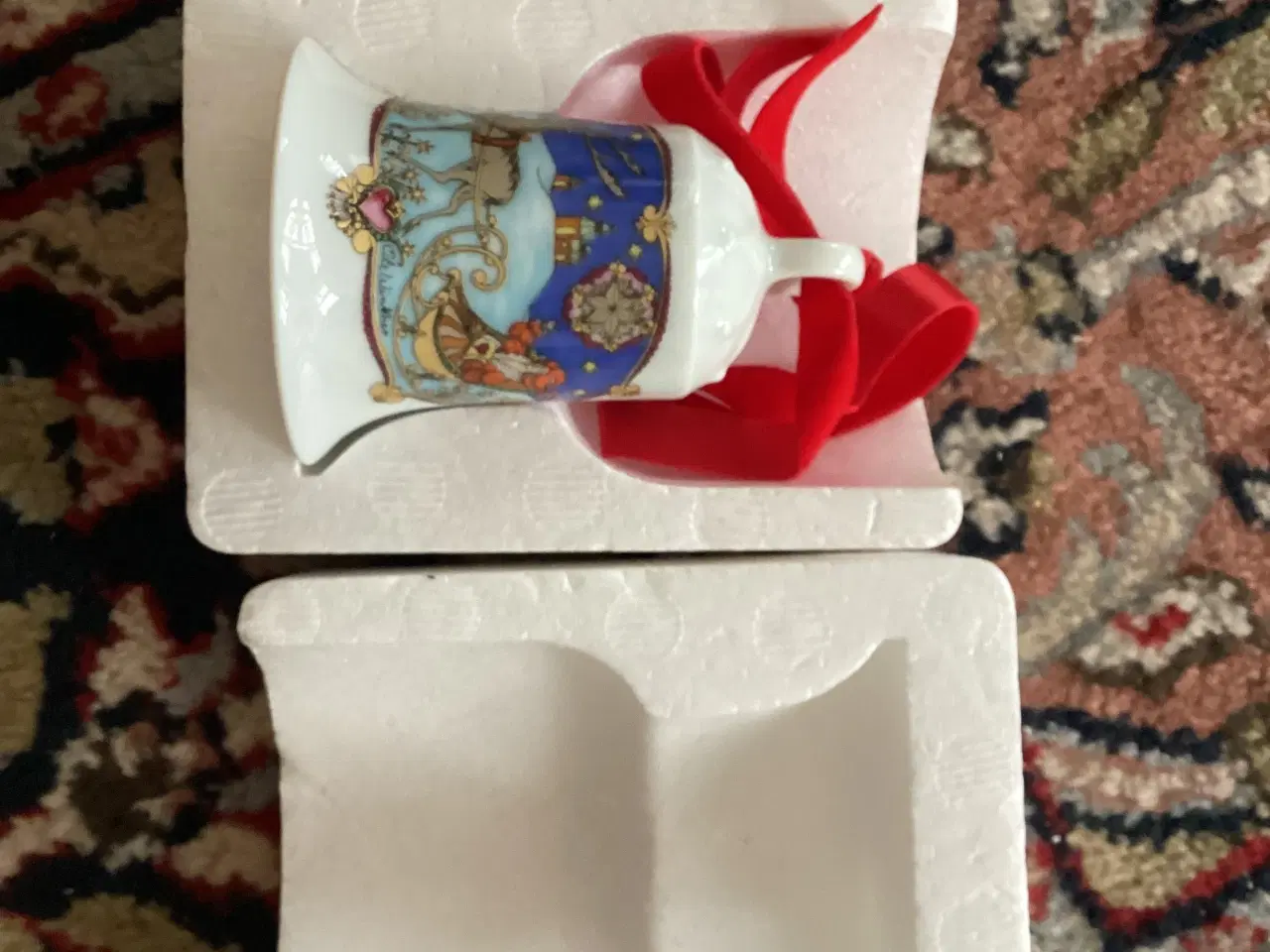 Billede 15 - Juleklokke, porcelæn 1978- jul i lapland