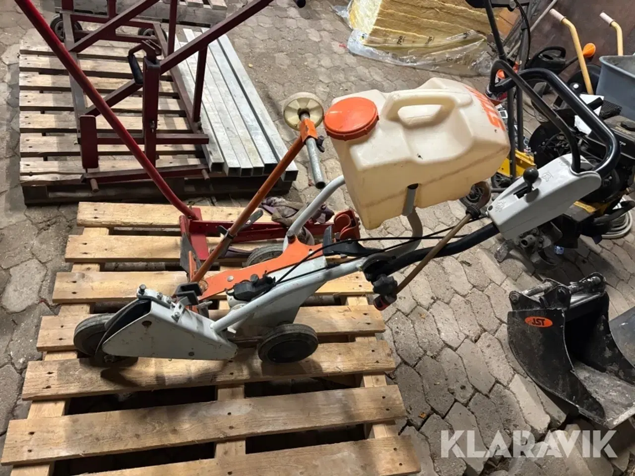 Billede 2 - Føringsvogn + fliseløfter Stihl FW 20