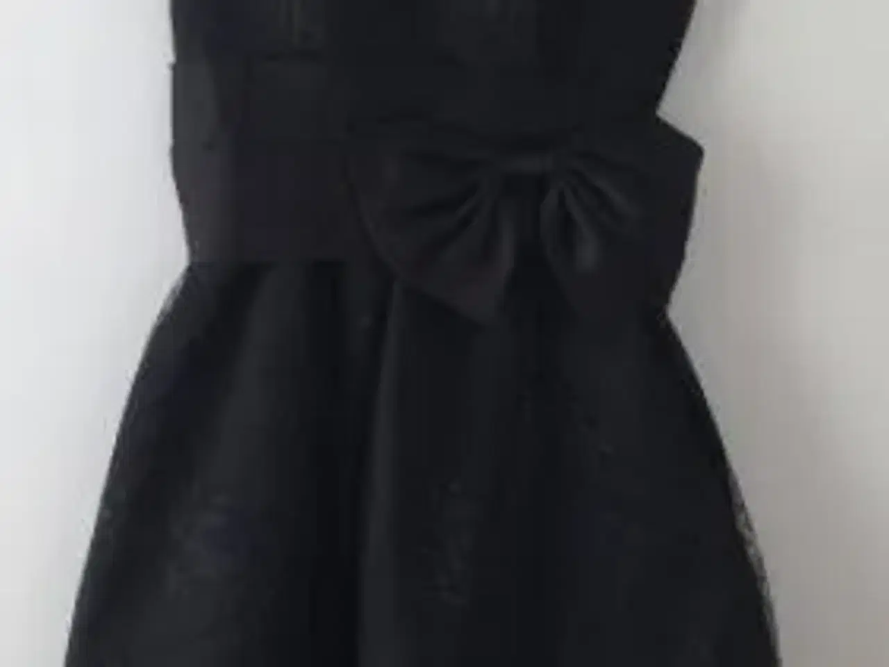 Billede 1 - Flot sort kjole
