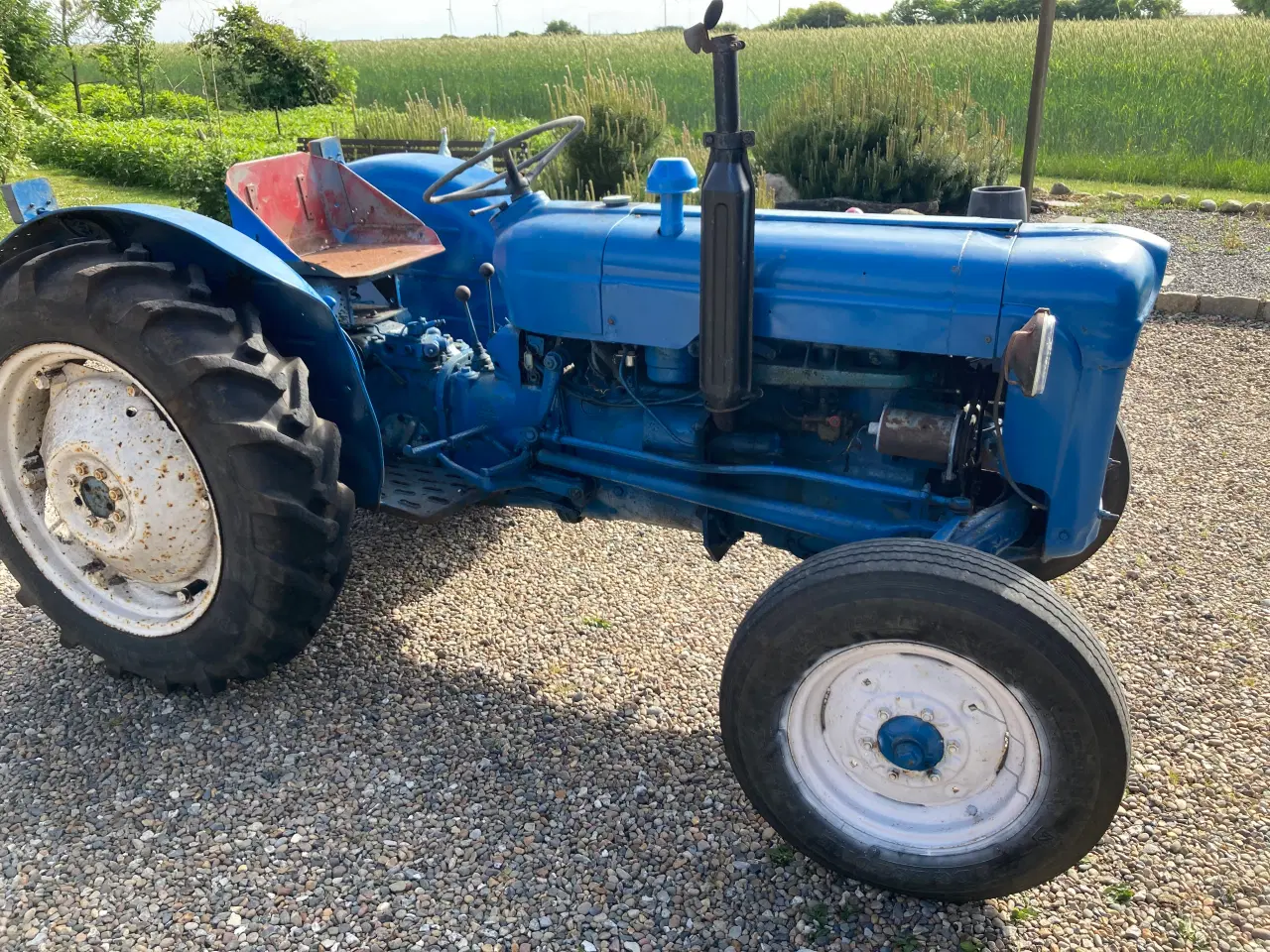 Billede 4 - Ford dexta benzin årgang ca 1960