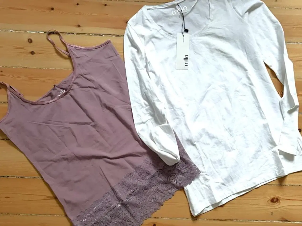 Billede 2 - 2 toppe fra Milla. Uden og med lange ærmer.
