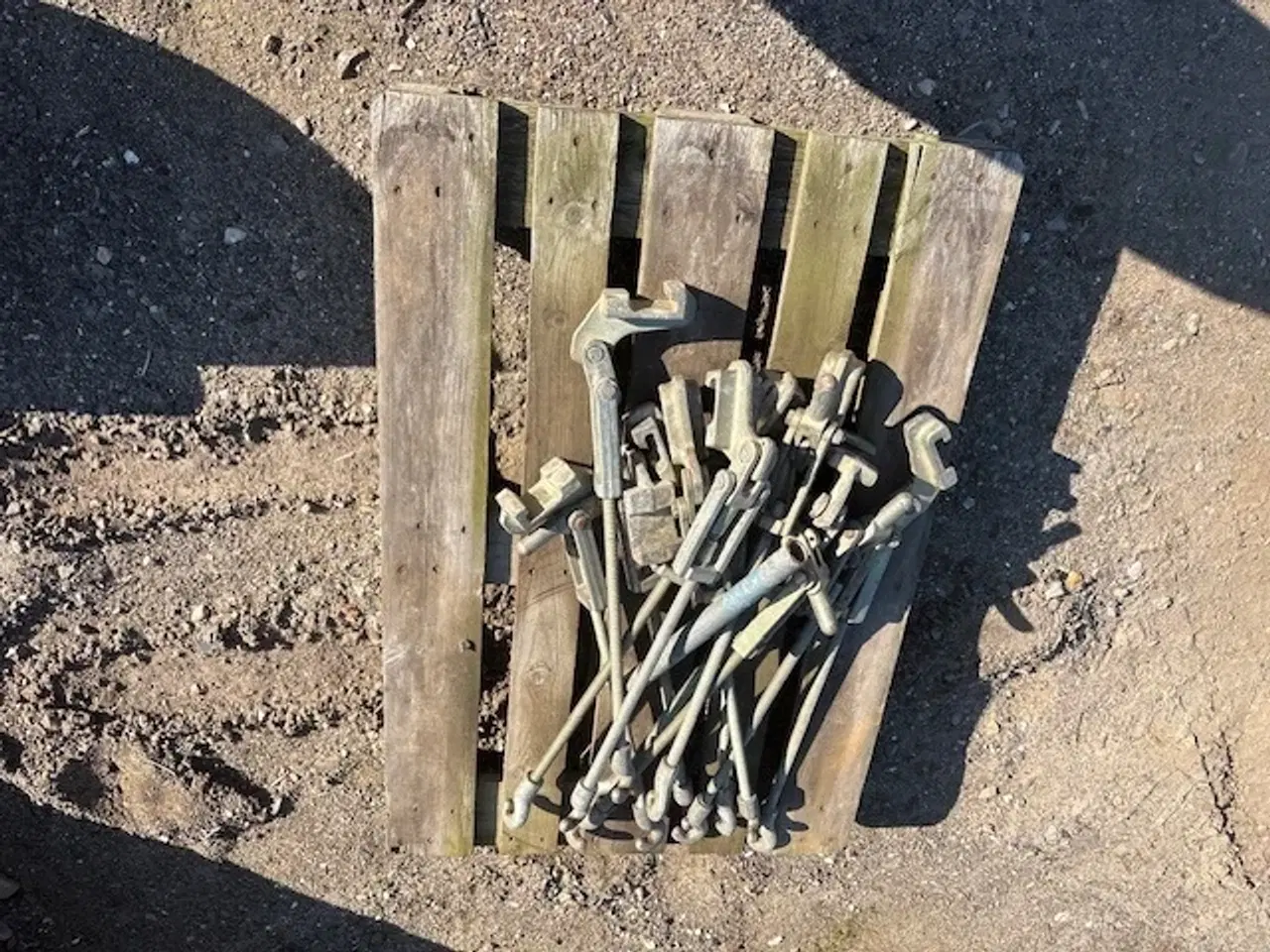 Billede 3 - Goodyear 540/65 R28 MED LÅSE