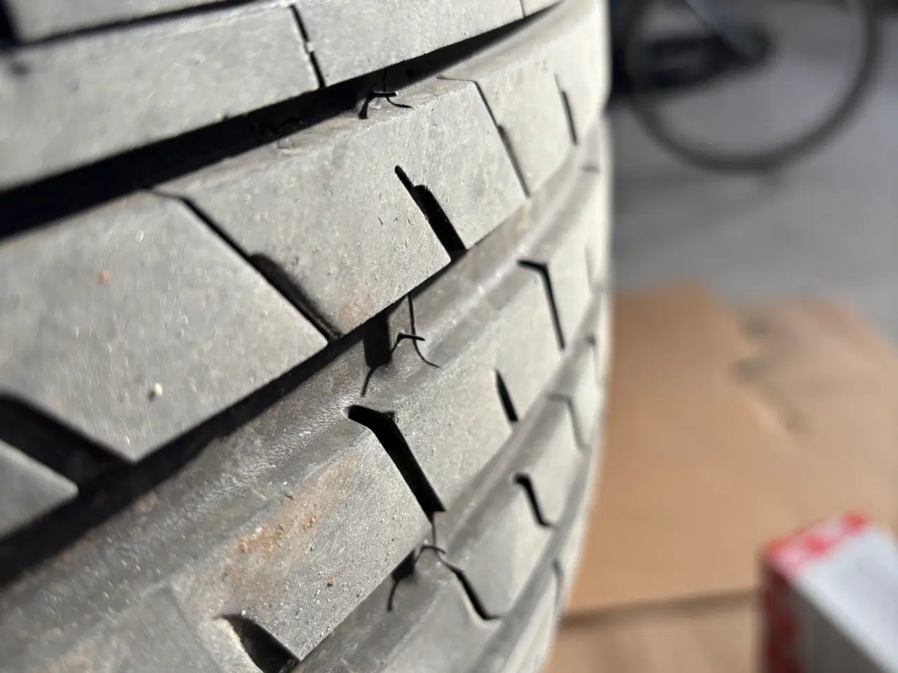 Billede 4 - Alu fælge 19” med dæk nexen 255/55/19