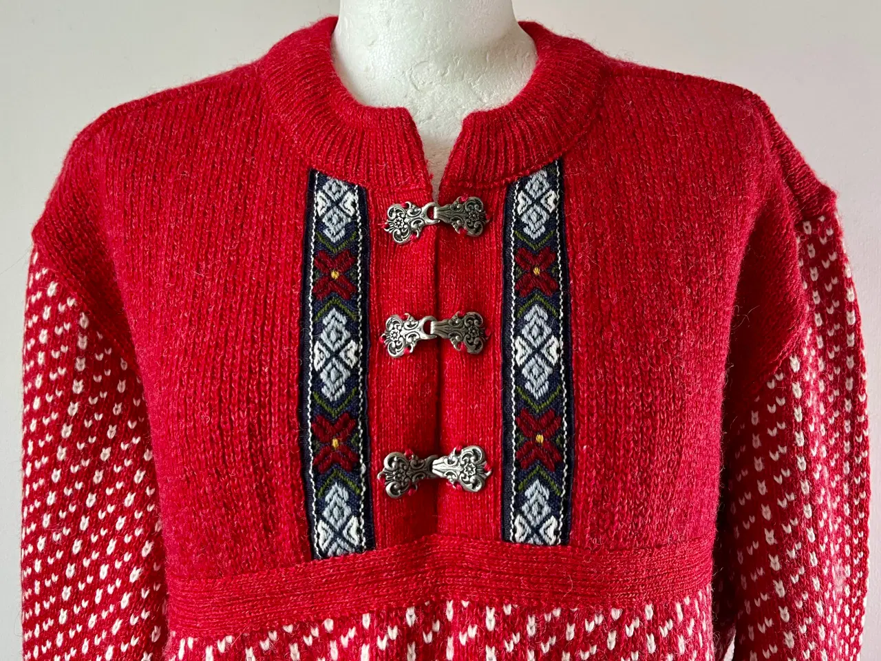Billede 2 - Bergens Tricotagefabrik, sweater, str S (stor)