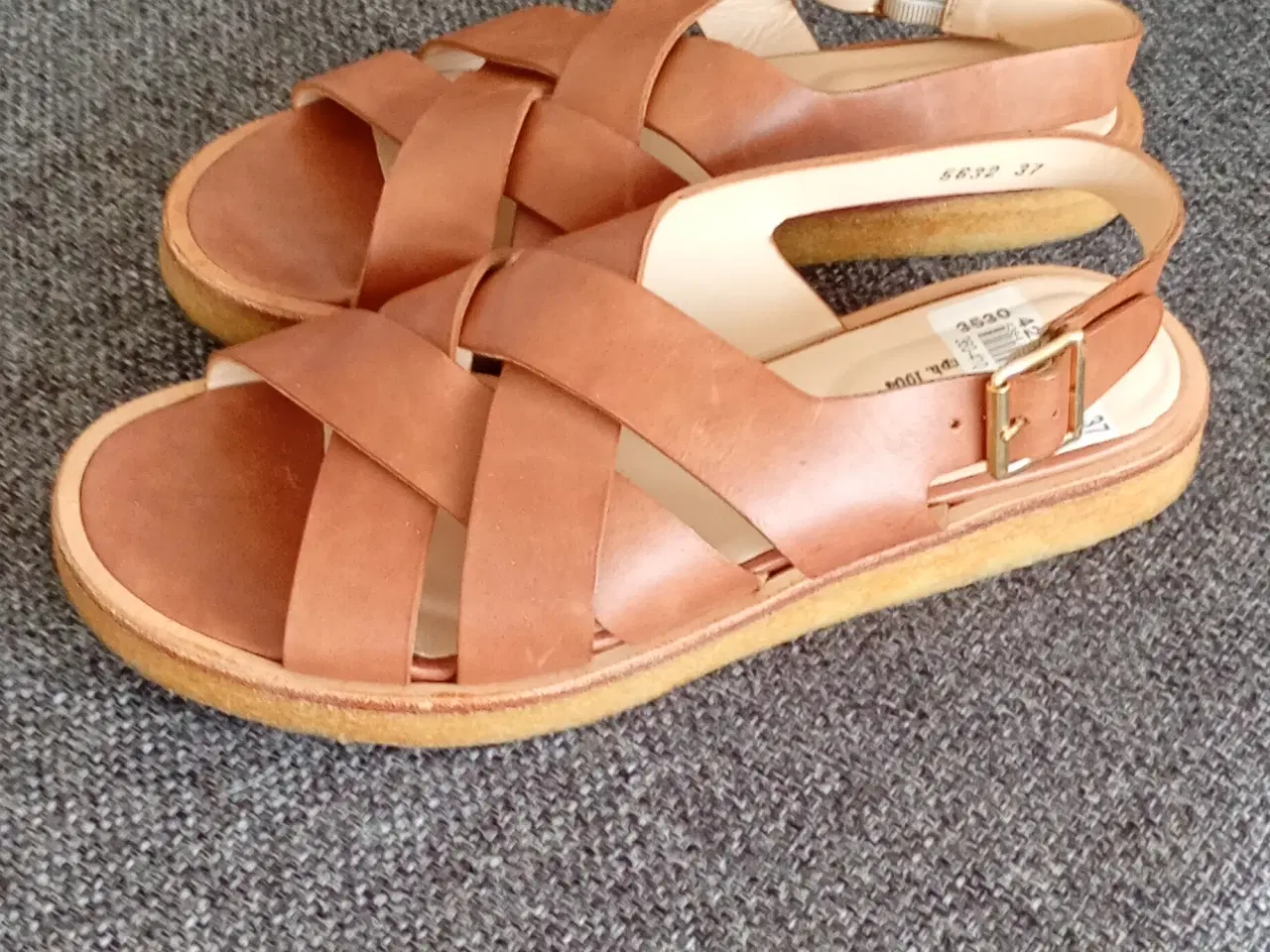 Billede 1 - Flot ubrugt sandal