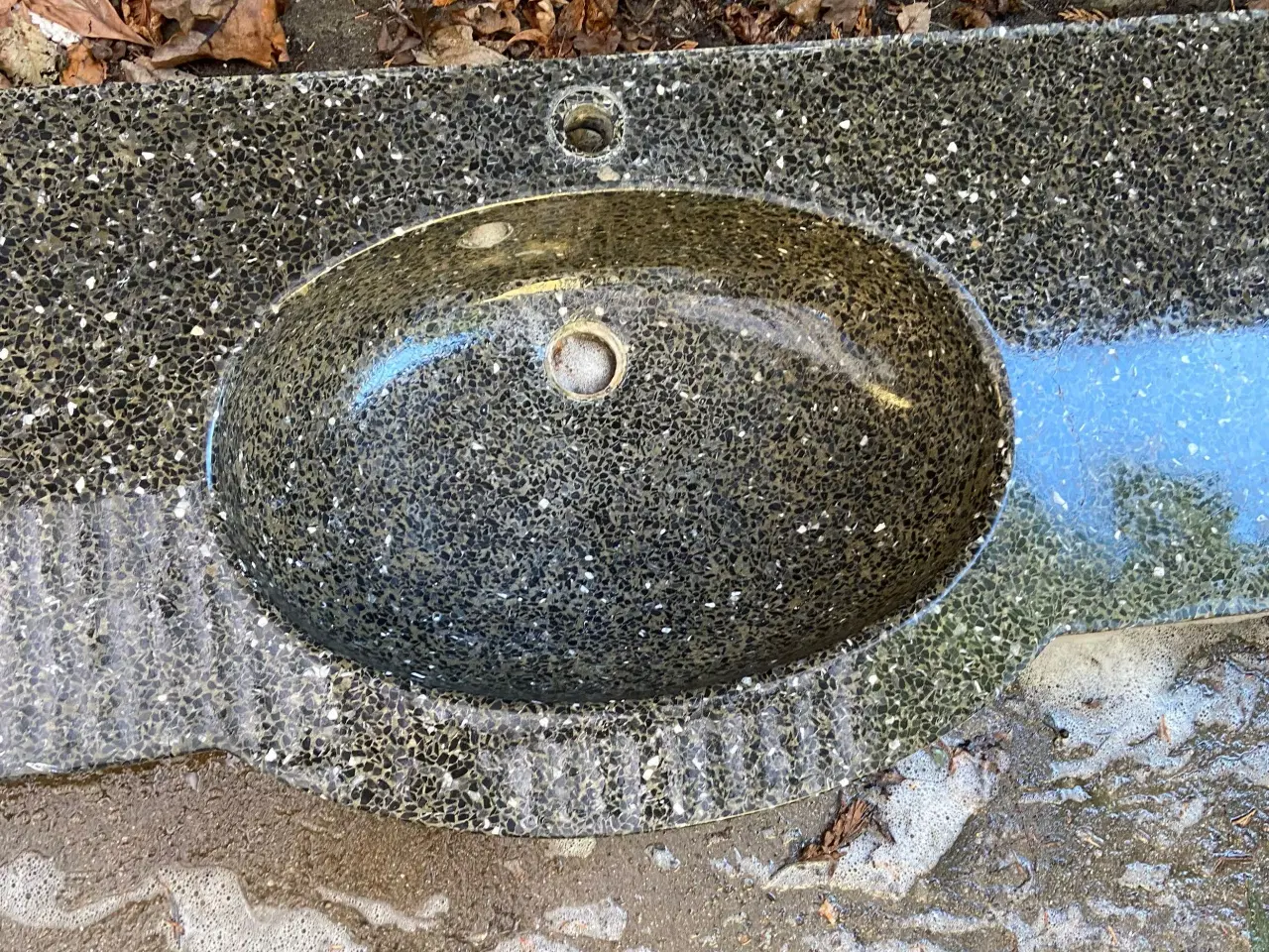 Billede 1 - Granit bordpladeplade med vask integreret