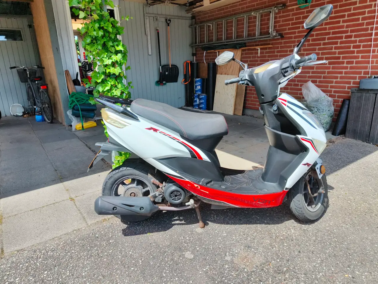 Billede 3 - VGA knallert 30