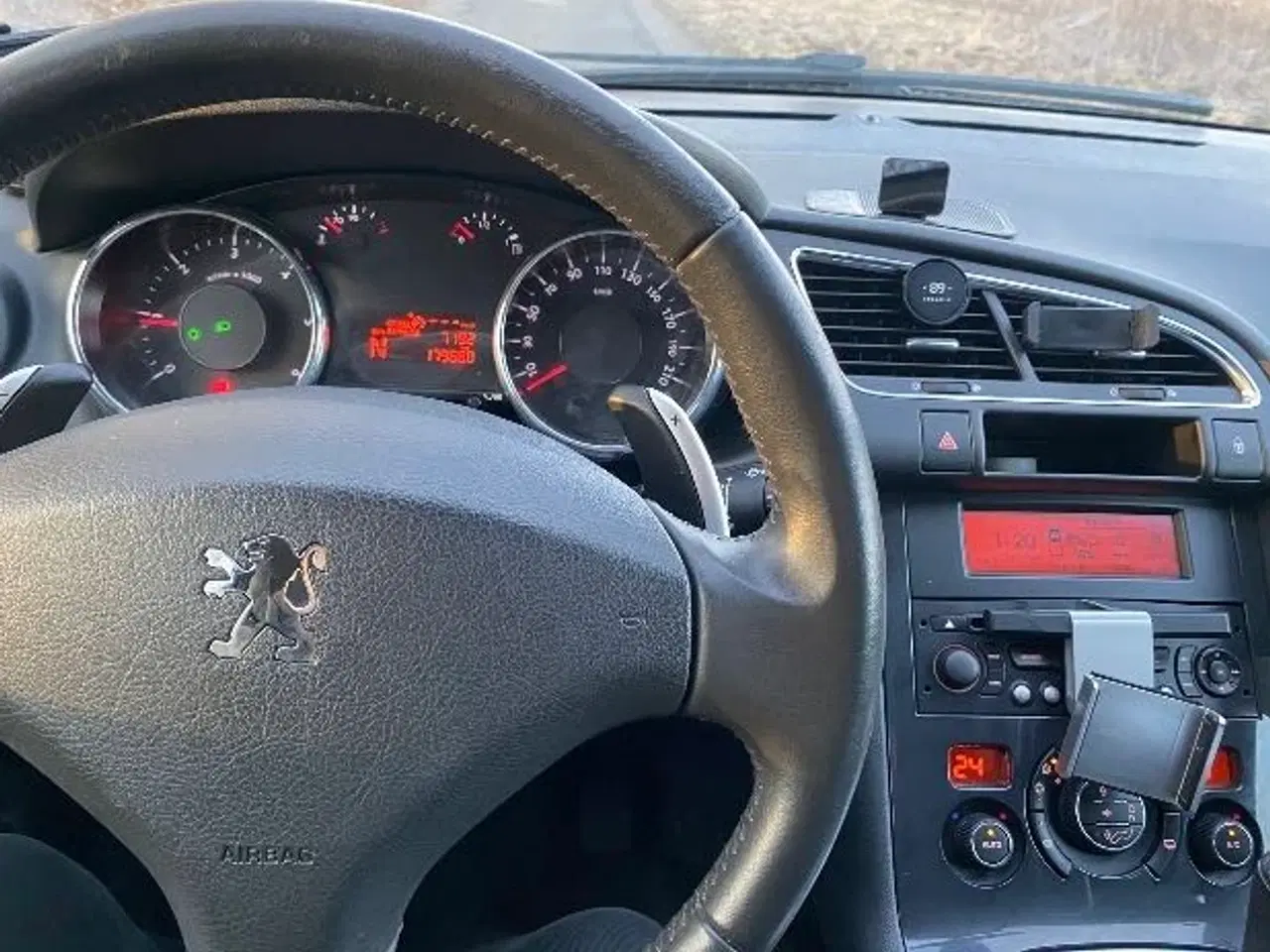 Billede 7 - Nye synet Peugeot 3008 1,6  HDi med automatgear, K