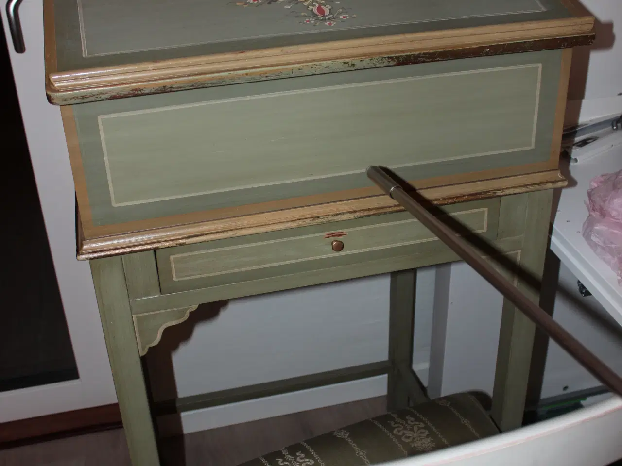 Billede 3 - Skrivepult