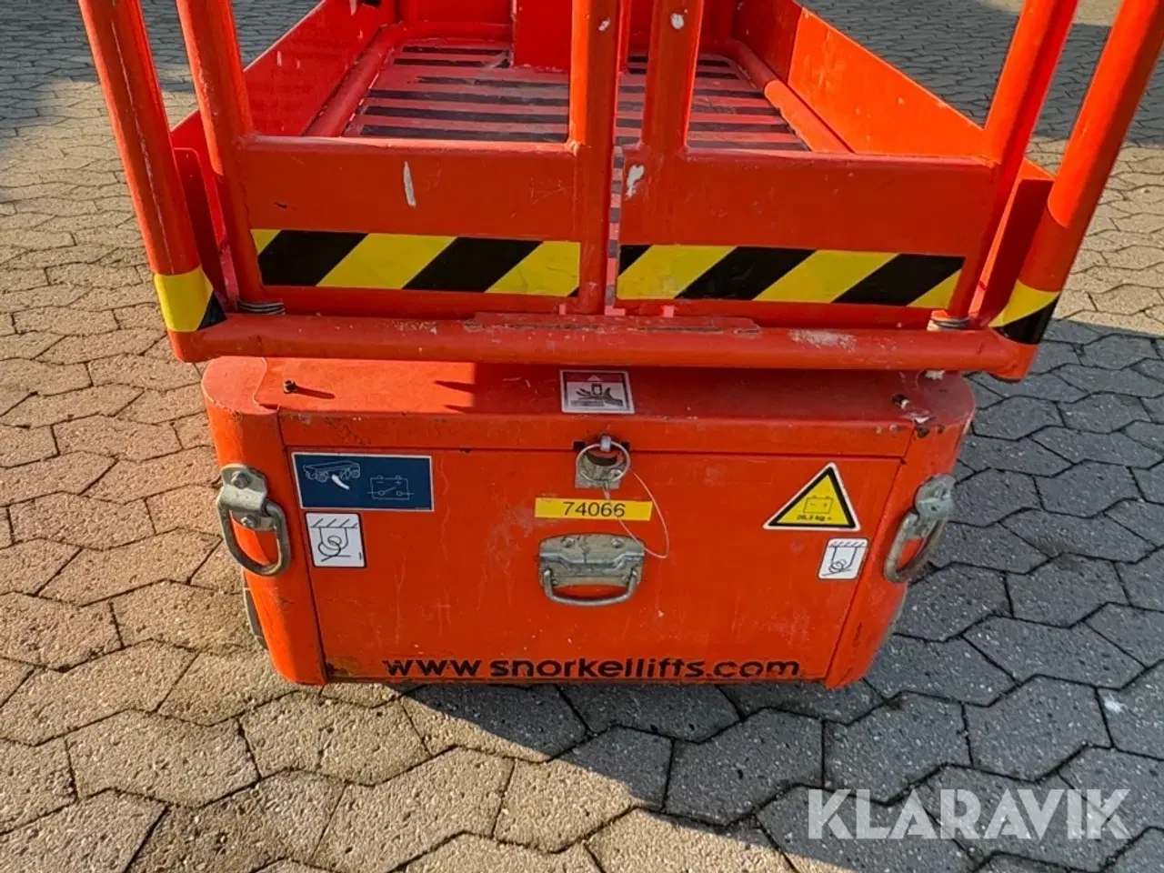 Billede 11 - Søjlelift Snorkel M1230E