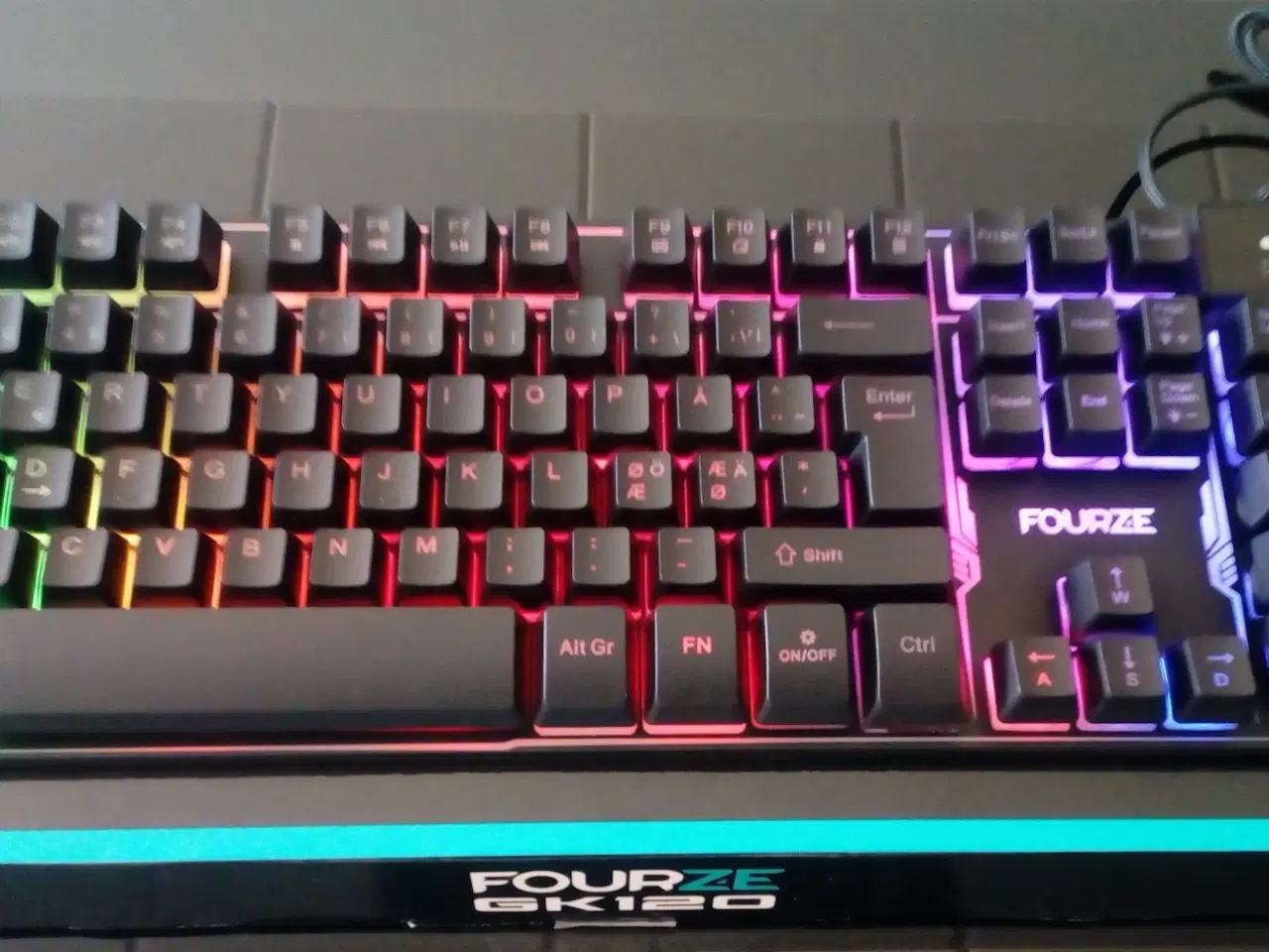 Billede 3 - Fourze gaming tastatur GK120 RGB baggrundslys