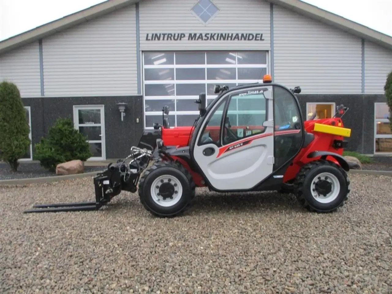 Billede 5 - Manitou MT625H Comfort Dansk maskine, med hydrauliske pallegafler.