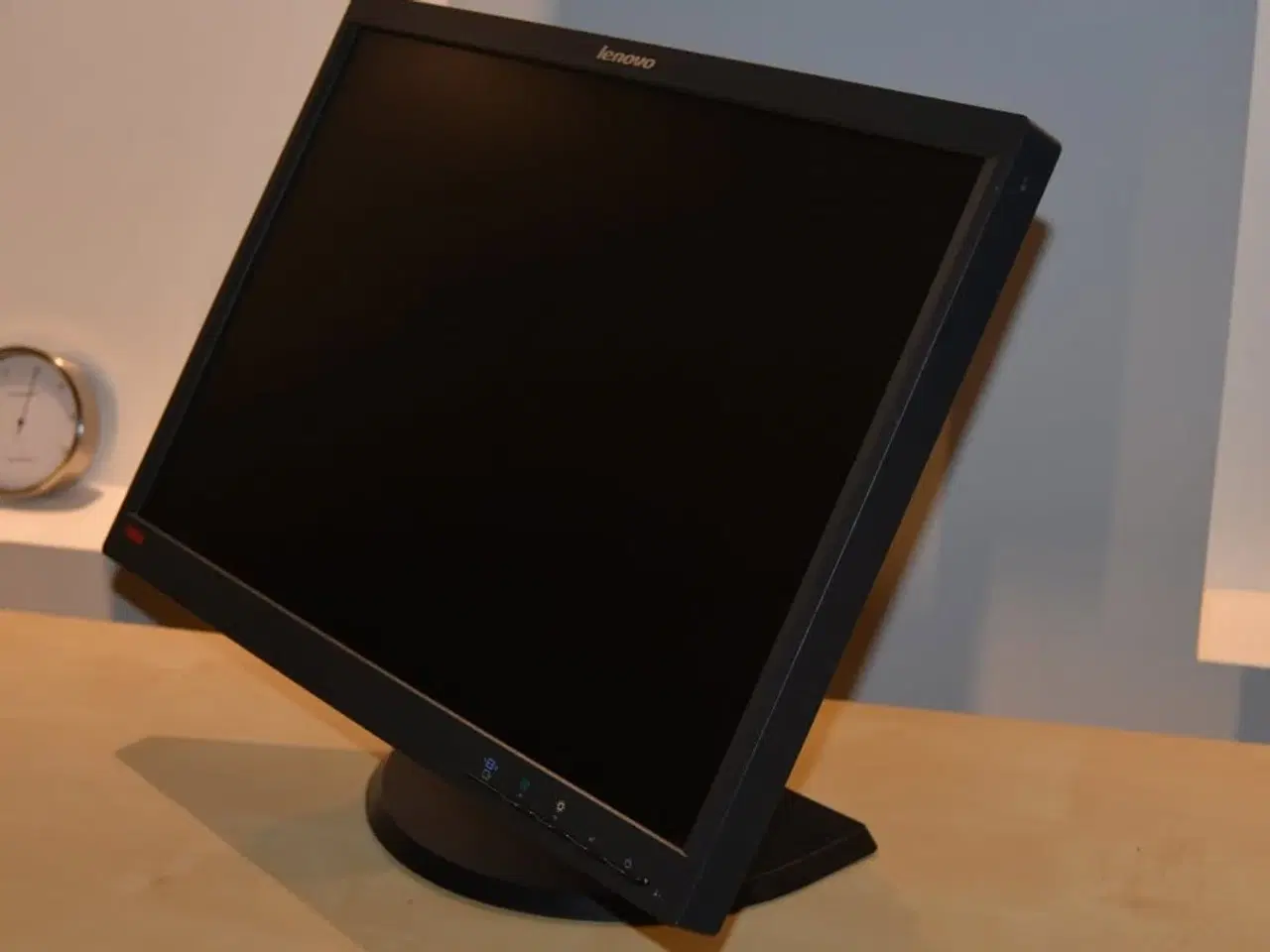 Billede 2 - Lenovo thinkpad 22” monitor: