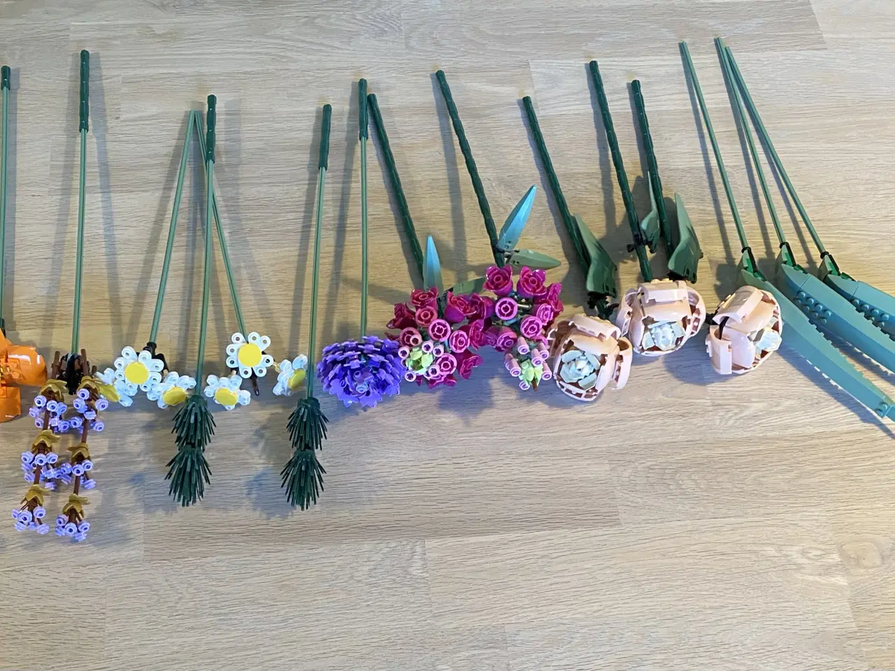 Billede 3 - LEGO blomsterbuket 10280