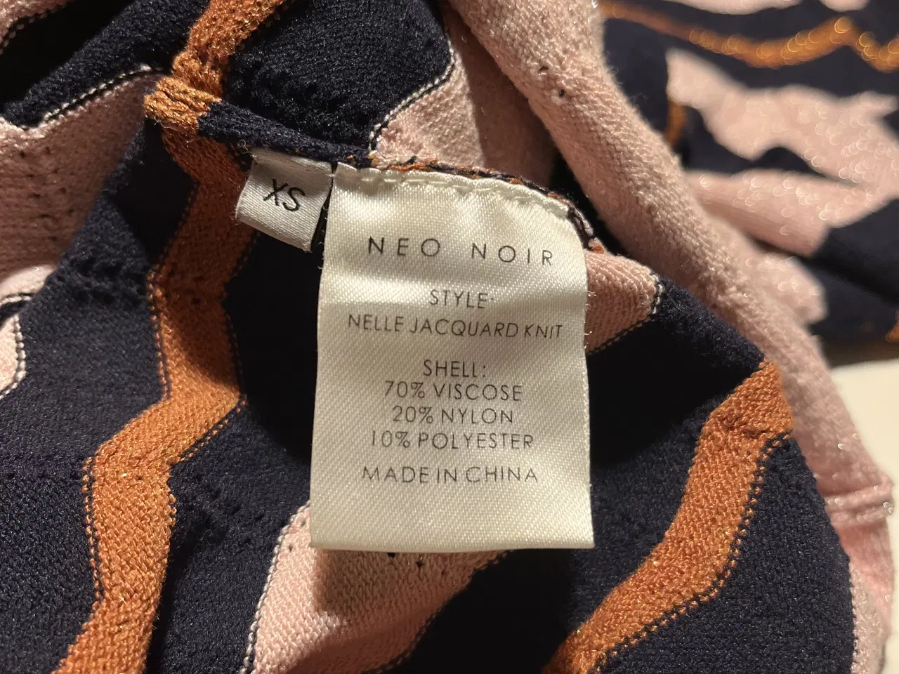 Billede 3 - Neo Noir strik XS