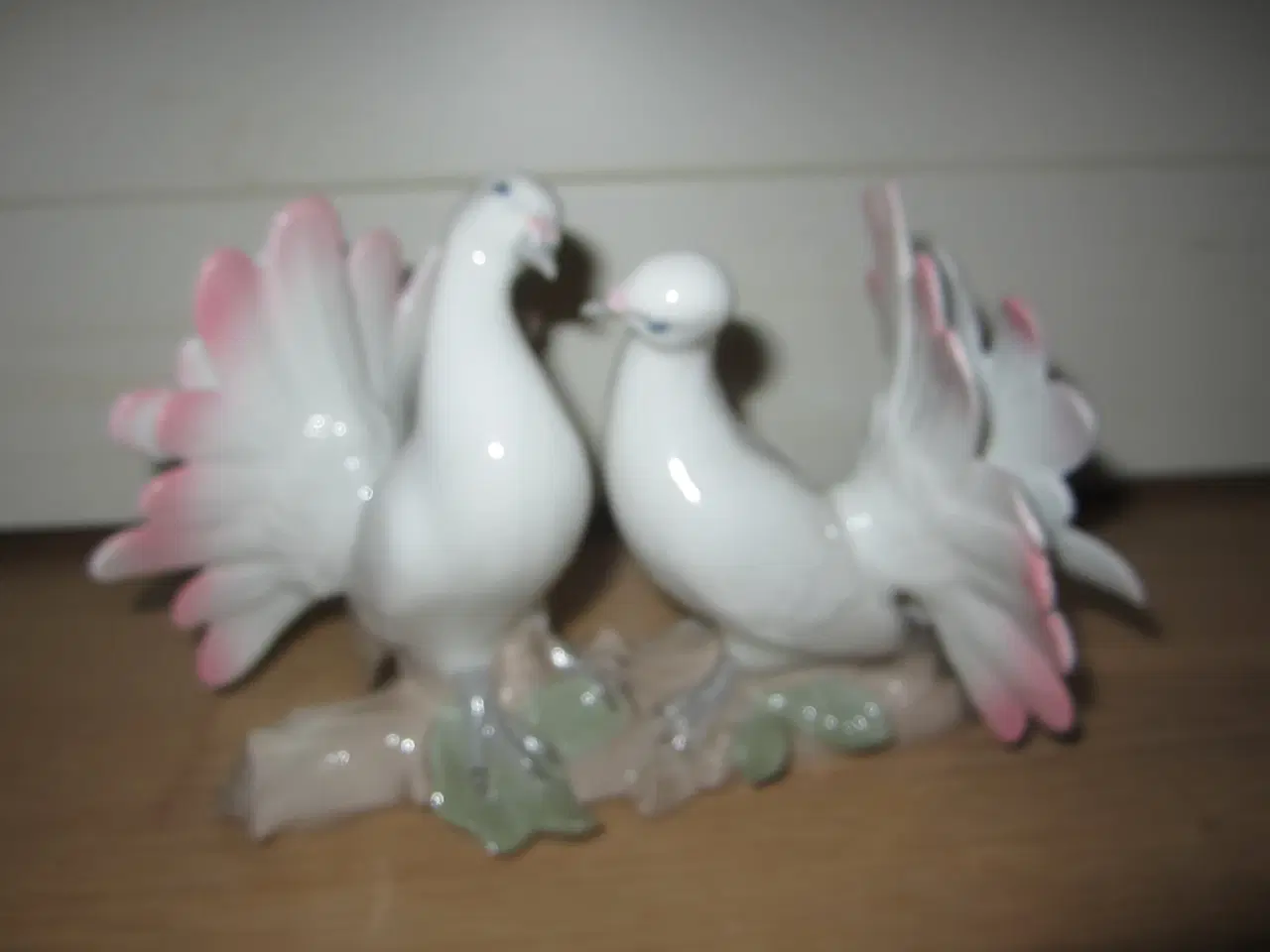 Billede 1 - Rigtig flot Tysk due figur fra 60erne