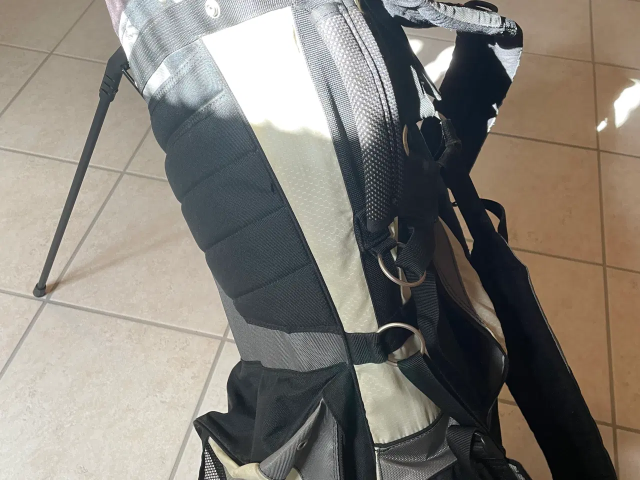 Billede 3 - Golfvogn og bærebag sælges