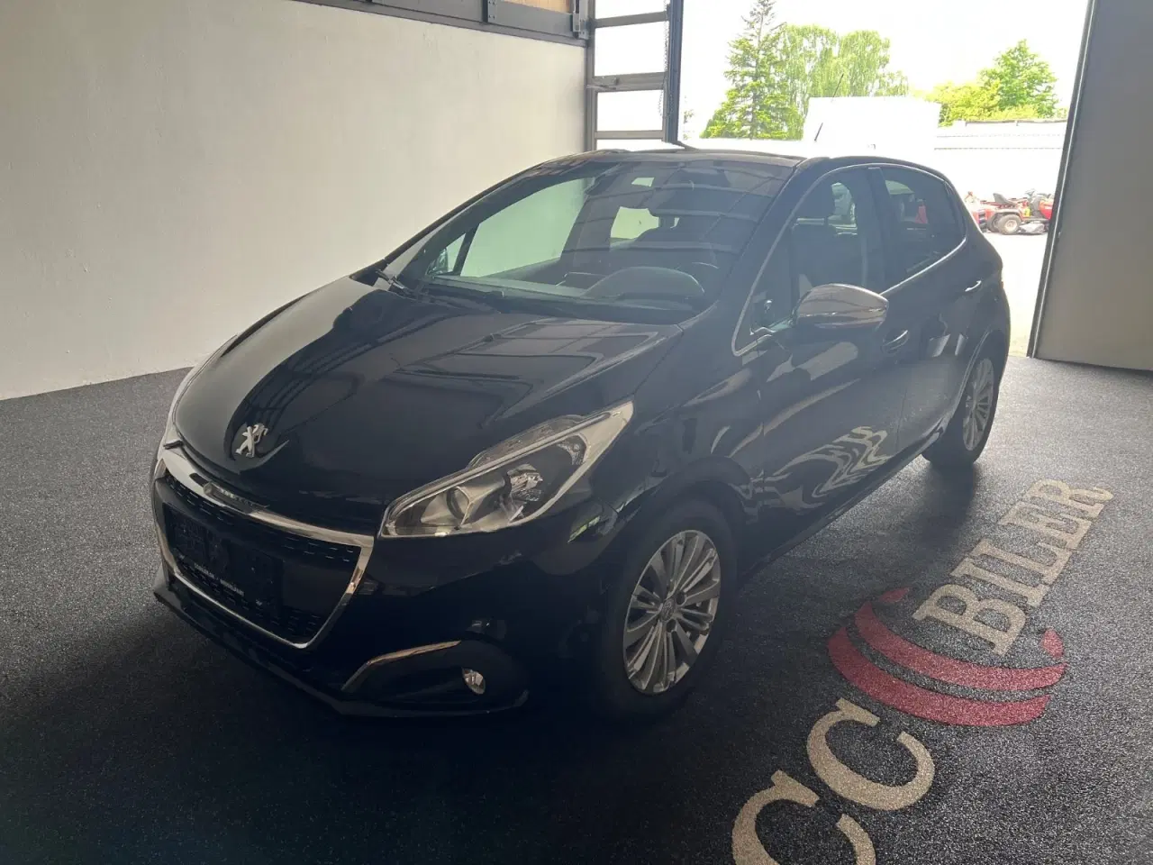 Billede 1 - Peugeot 208 1,2 e-THP 110 Allure Sky