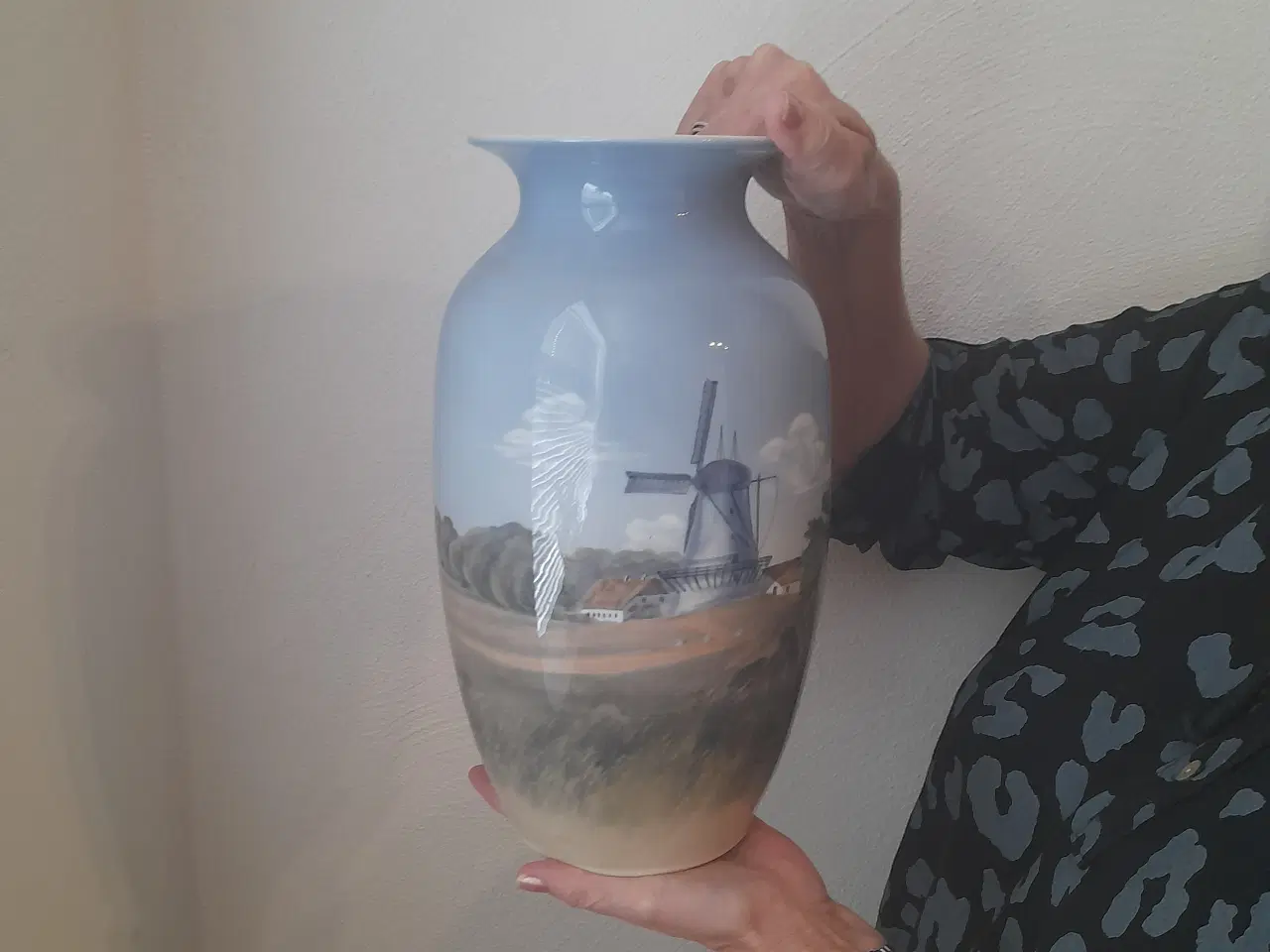 Billede 3 - To store flotte Vaser