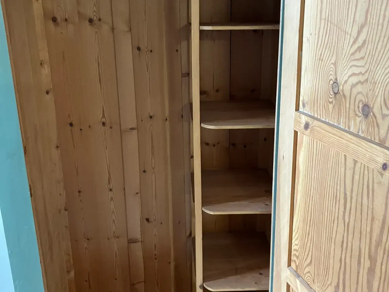 Billede 2 - Karlekammerskab