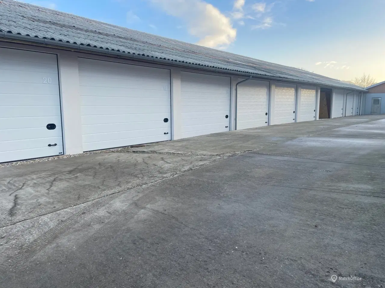 Billede 3 - Lager/garage udlejes