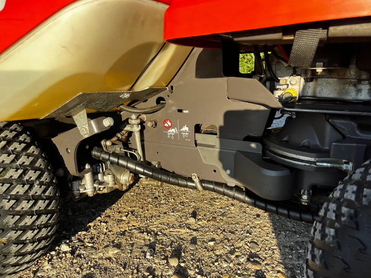 Billede 10 - Husqvarna R216T Awd