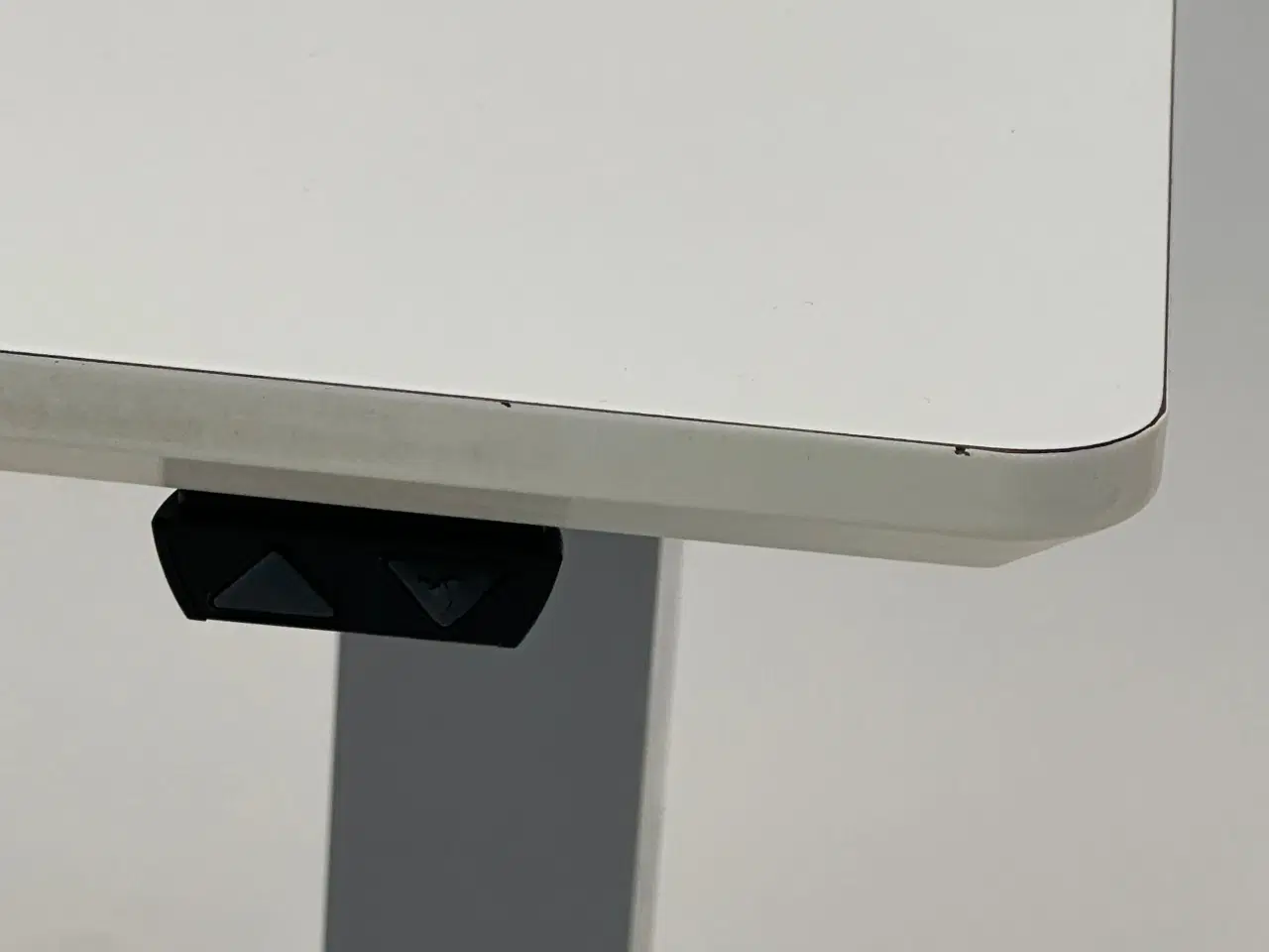 Billede 4 - Hæve-/sænkebord 180x80