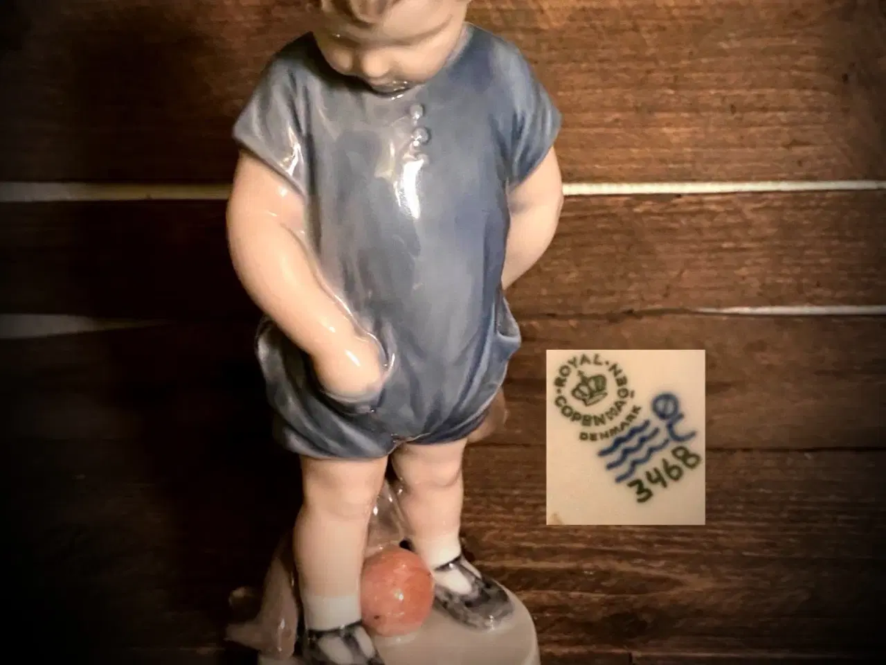 Billede 1 - * Royal Copenhagen; Dreng med Teddybjørn (3468)
