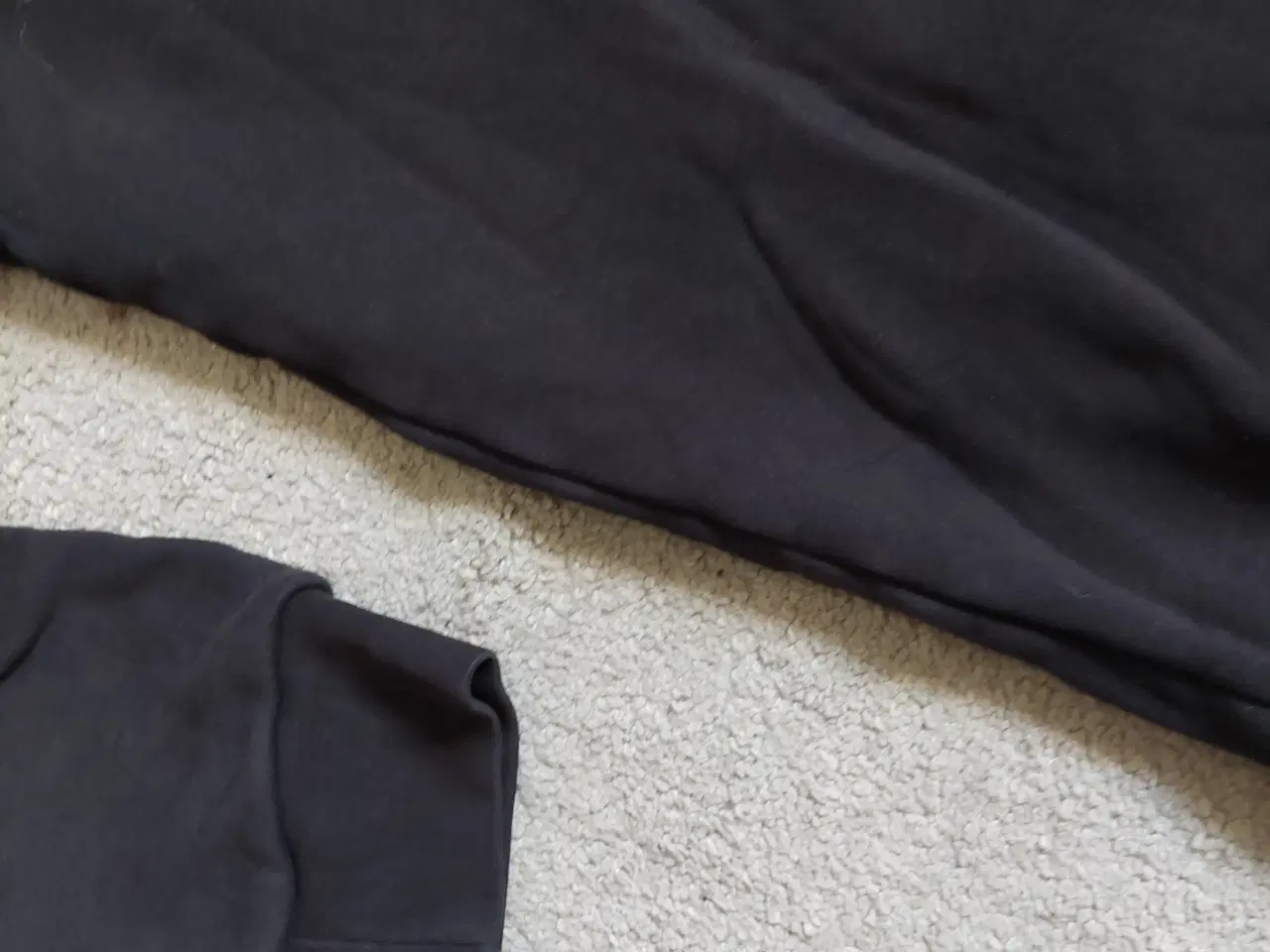 Billede 4 - Sweatshirts str. XL