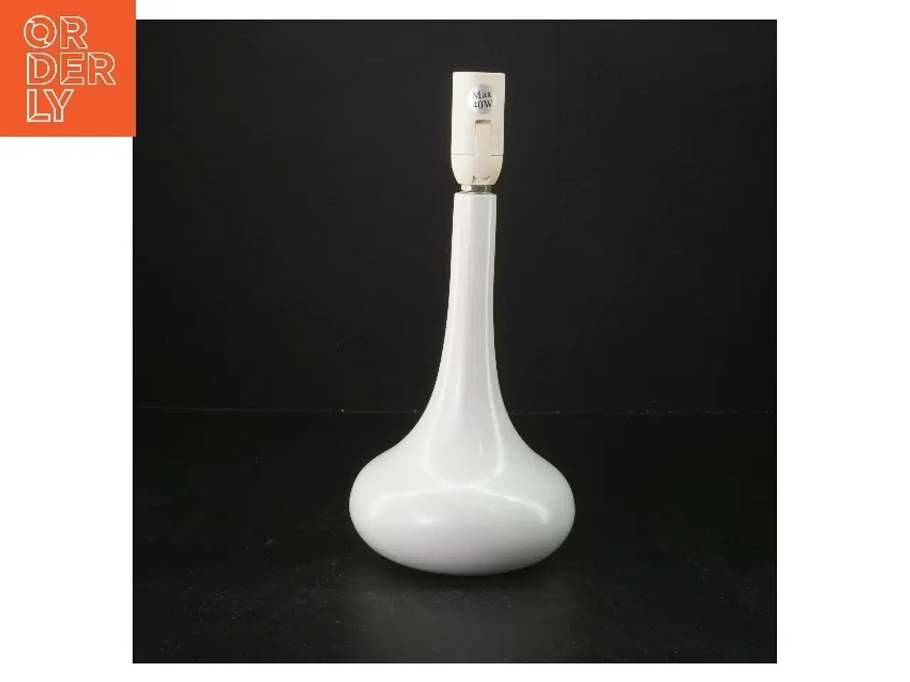 Billede 1 - Bordlampe i hvid fra Mark Sljd (str. 25 cm)