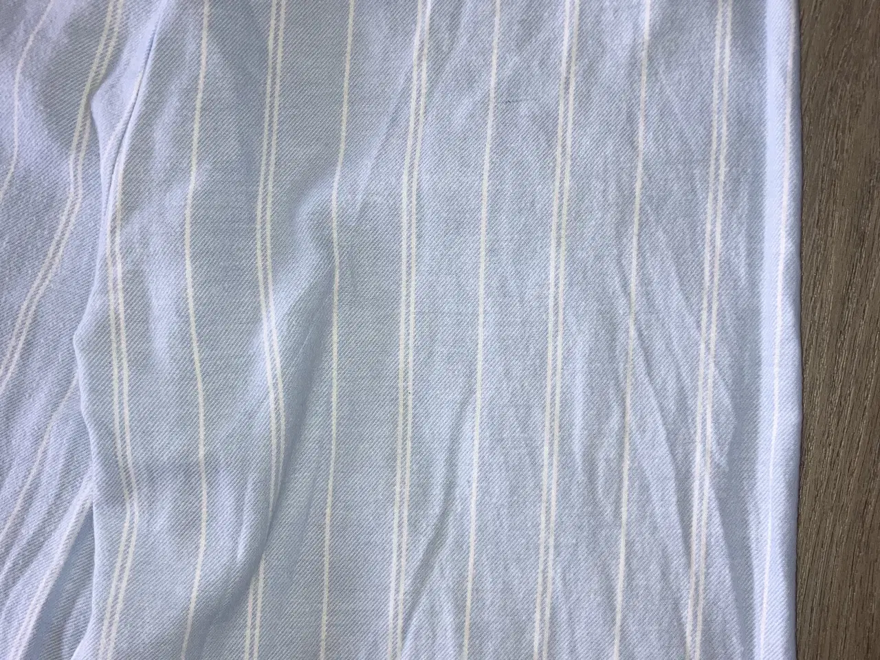 Billede 2 - Lyseblå natbukser str. 146/152