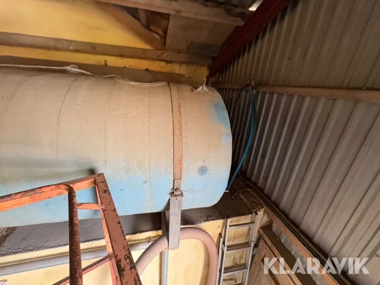 Billede 4 - Glasfibertanke 2500 liter 2 styk