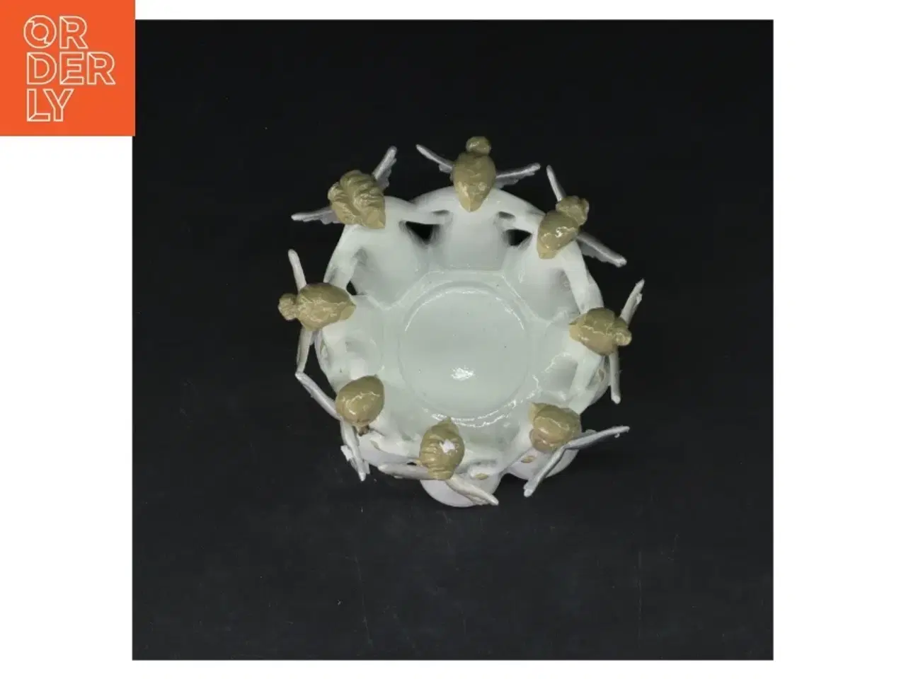 Billede 2 - Lysestage med engleporcelænsfigur fra Harvestime (str. 10x8,5 cm)