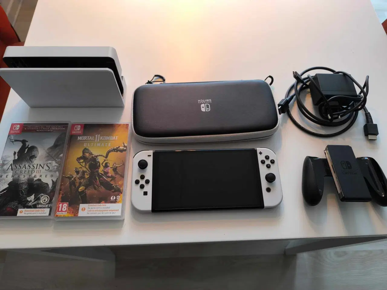 Billede 1 - Nintendo Switch OLED Med Over 60 SPIL