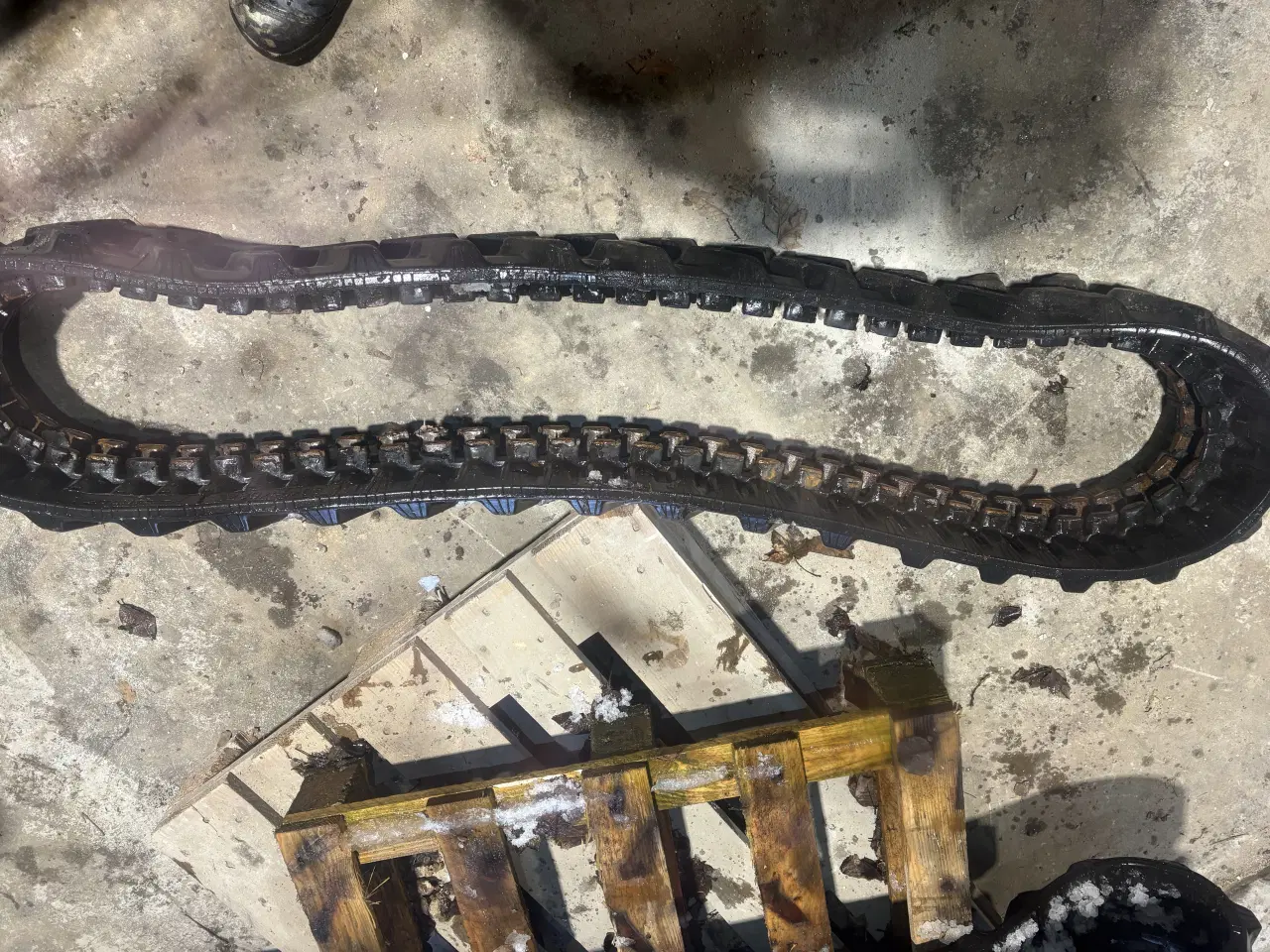 Billede 2 - Gummibælter til minigraver