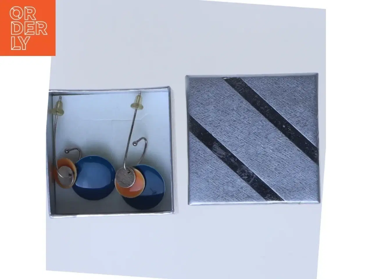 Billede 2 - Øreringe i gaveæske (str. 4,5 cm)