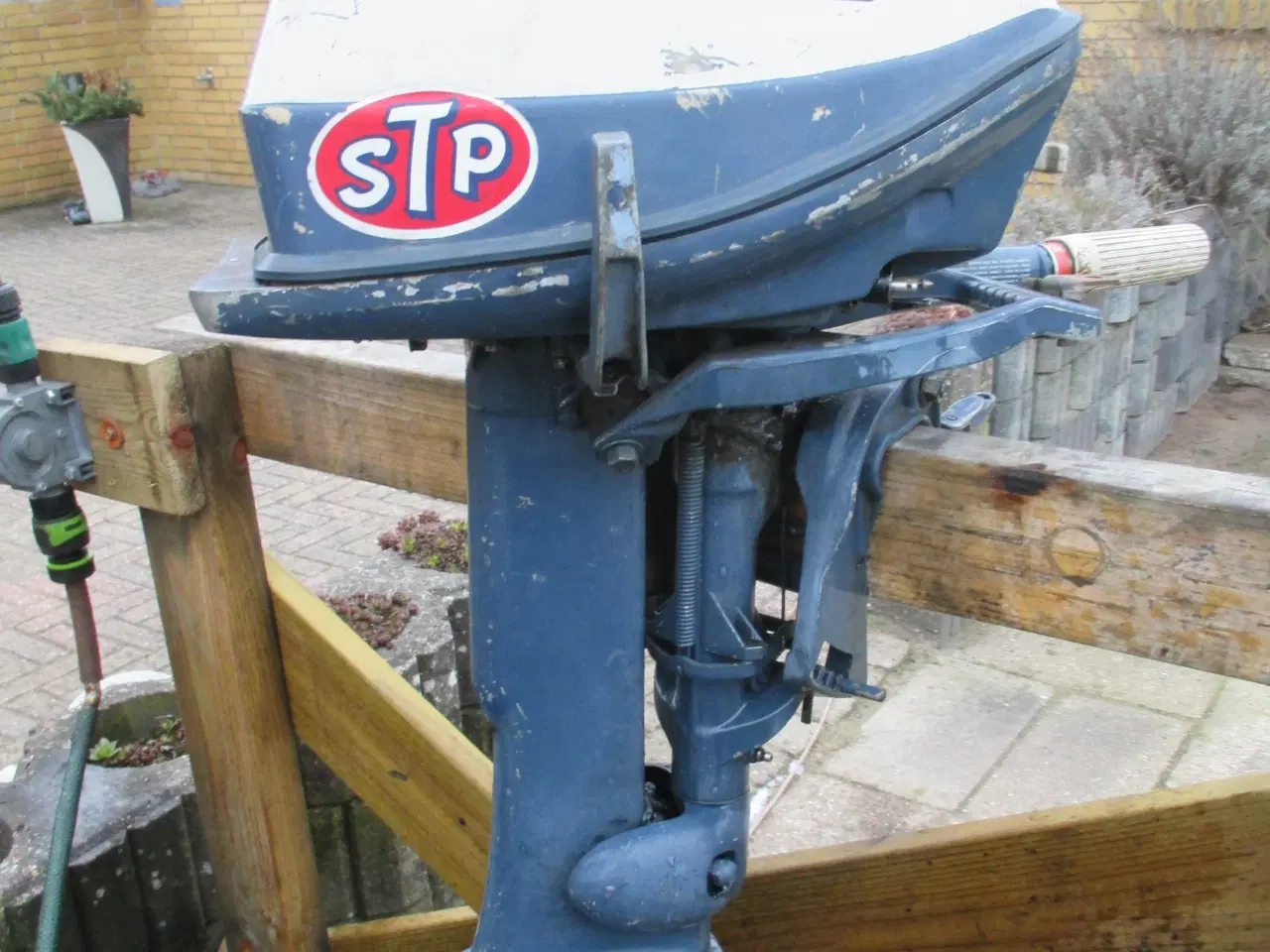 Billede 1 - Meget velholdt ældre 4 HK. Evinrude 