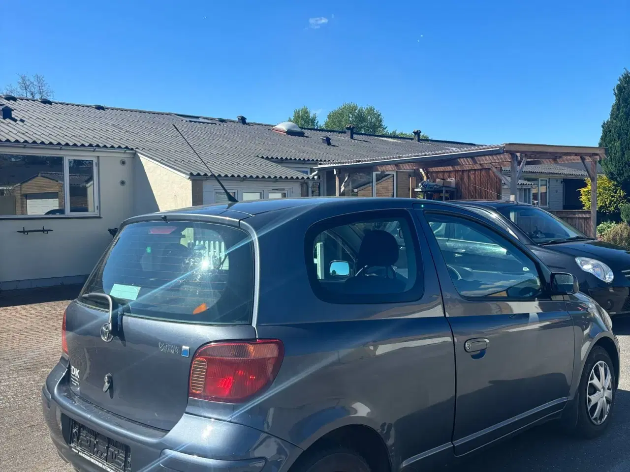 Billede 2 - Frisk nysynet Yaris 