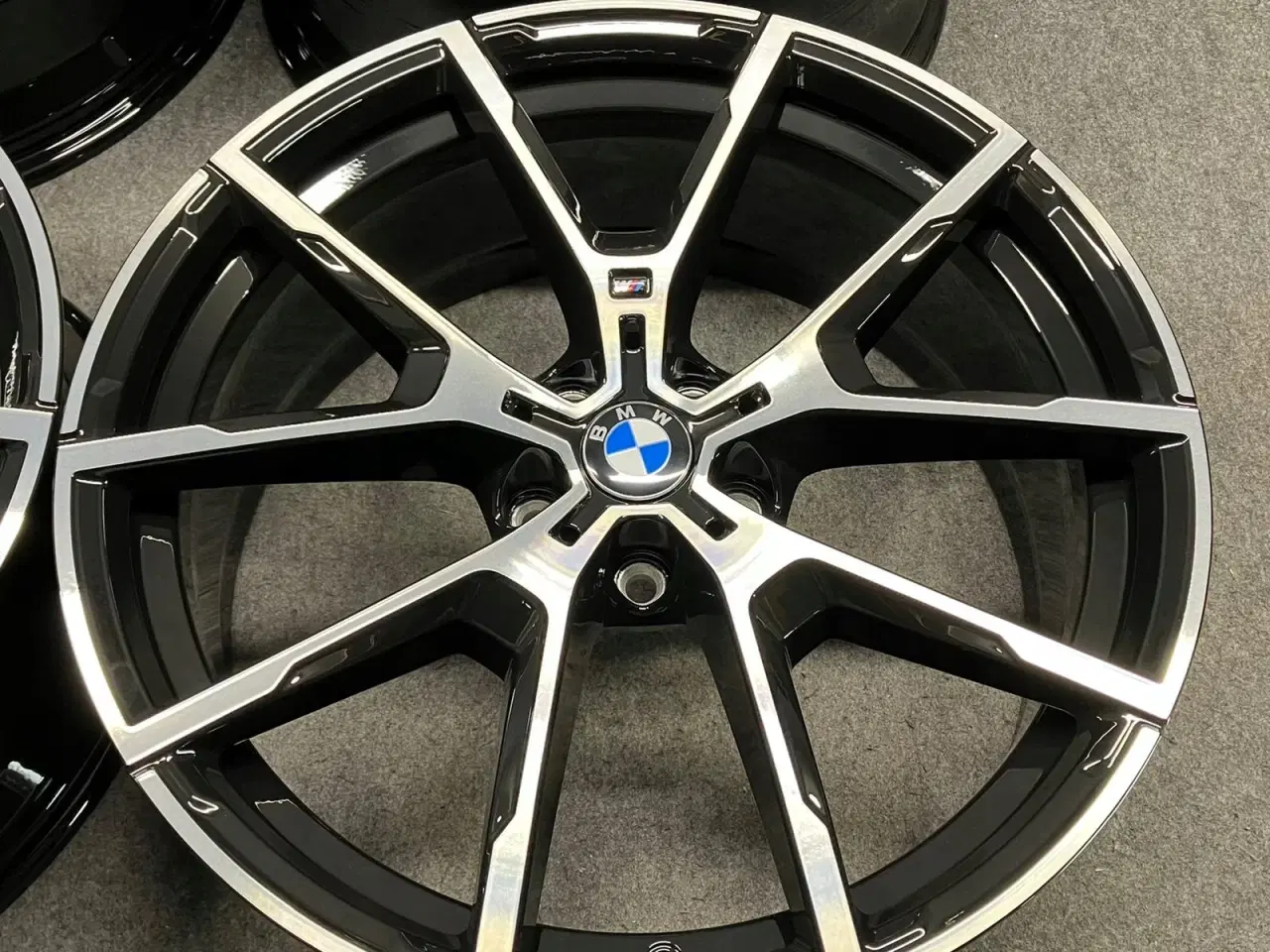 Billede 3 - ALUFÆLGE BMW 8 G14 G15 G16 728M 20"