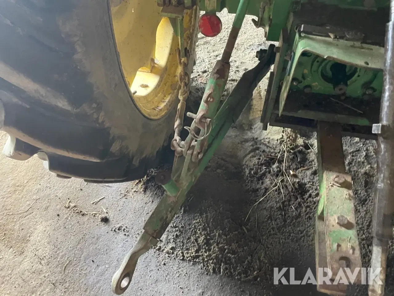 Billede 12 - Traktor JOHN DEERE 2450 med frontlæsser