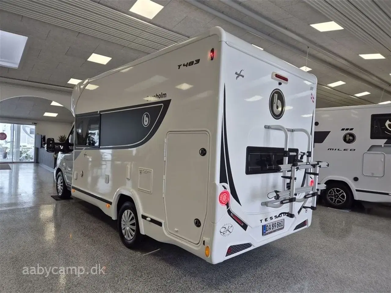 Billede 3 - 2021 - Benimar Tessoro 483 NK   Nk pakke. Markise. solcelle. Lithium Batteri. 2000w inverter. Maxxfan. udv. gas og bruseudtag. Duo-control. undervognsbehandlet. KUN 28,000 KM!!