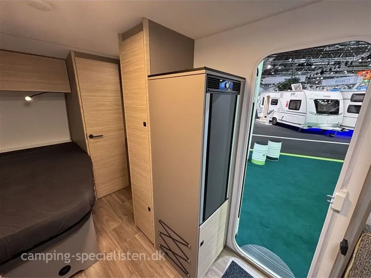 Billede 7 - 2026 - Fendt NEXT 380   2026 Fendt Next 380 - se den snart hos Camping-Specialisten i Silkeborg