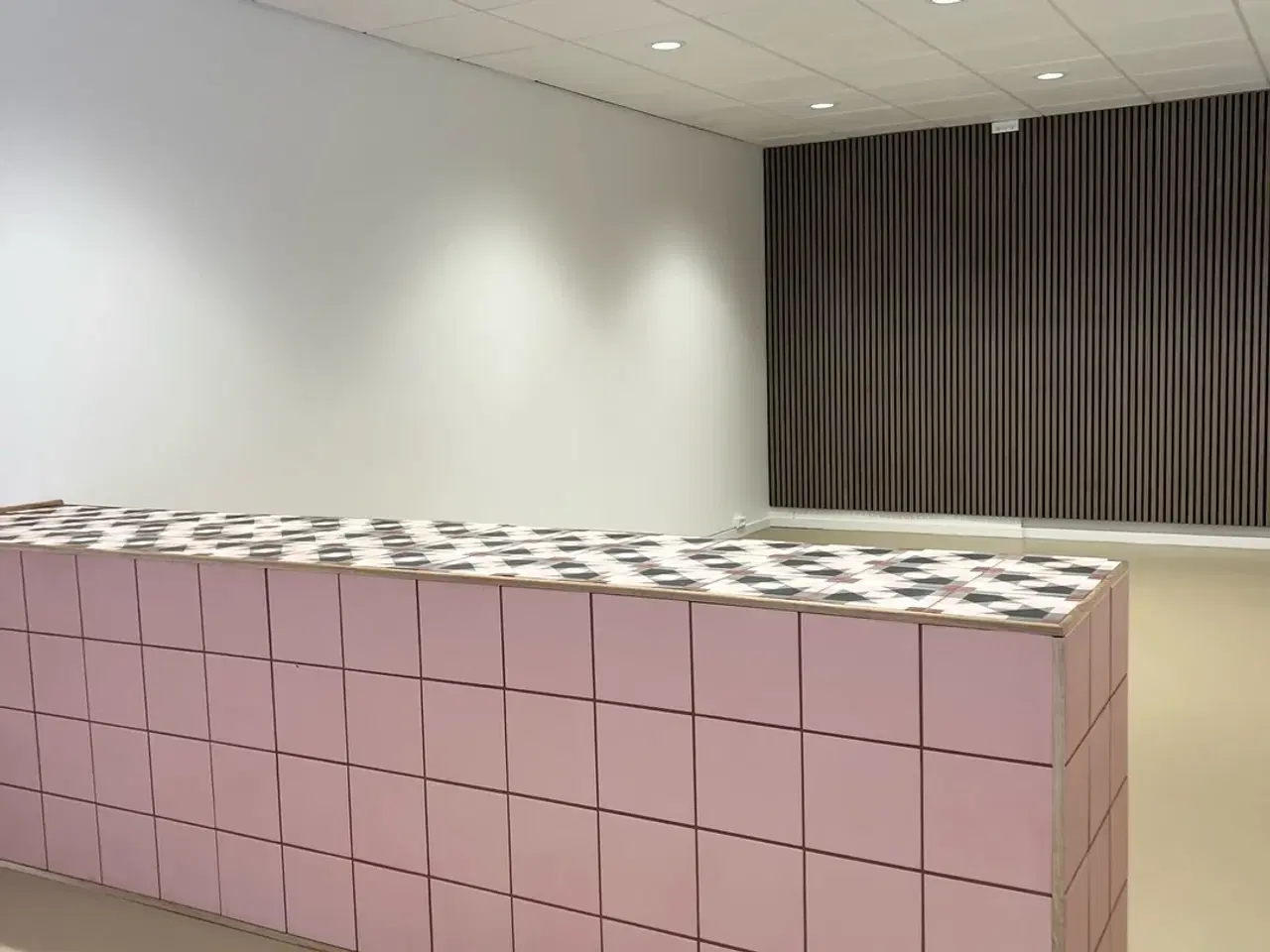 Billede 4 - Butikslokale midt på gågagden i Allerød til leje