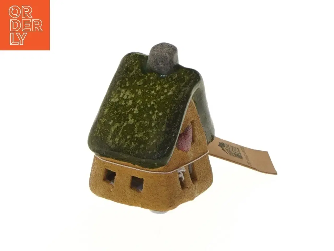Billede 4 - Keramikhus med græs tag fra Det Gamle Apotek (str. 9x6x6 cm)