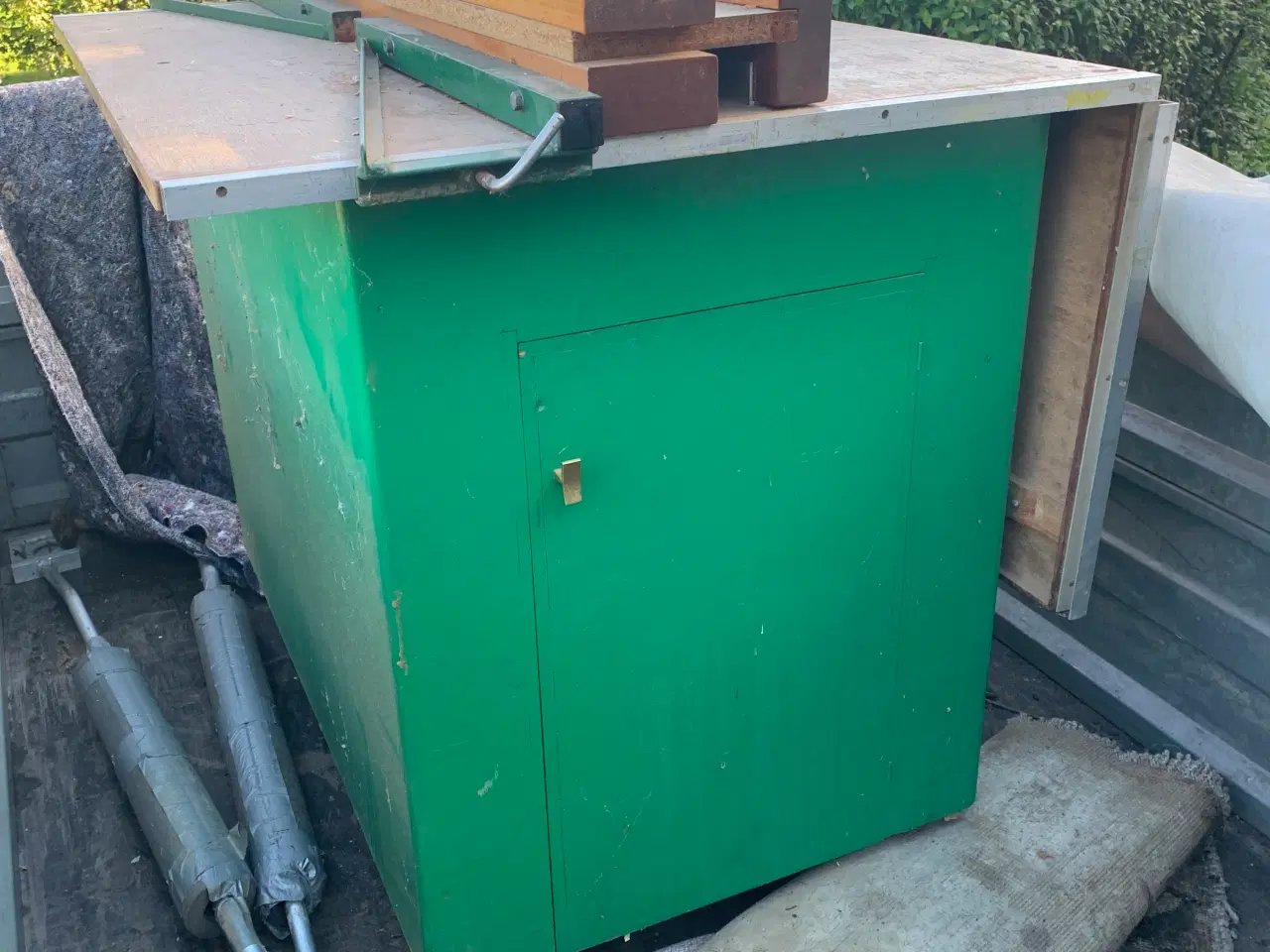 Billede 2 - Bordfræser med Træbord og Justerbar Beskyttelse