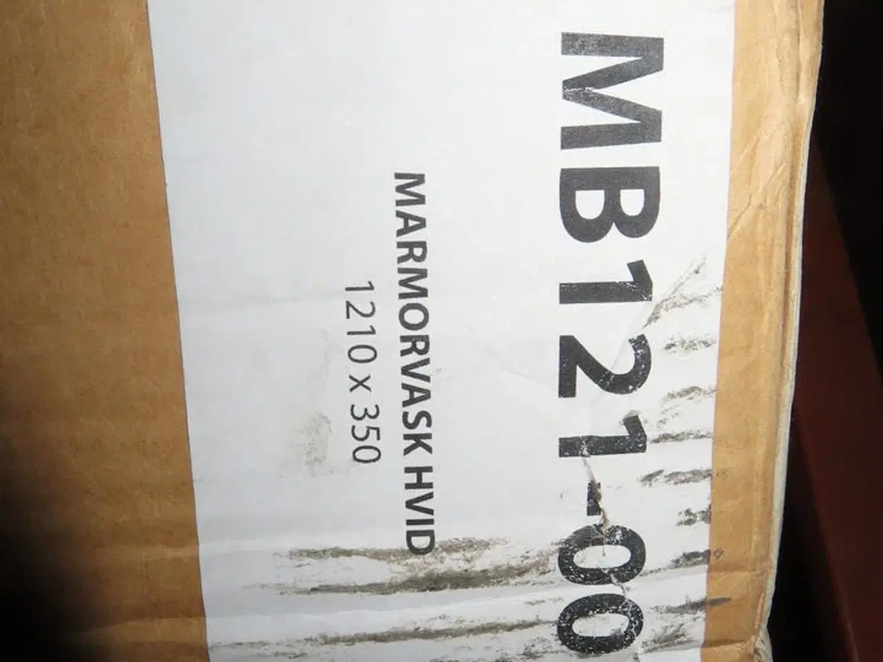 Billede 3 - 9 stk. Bordplader med integreret vask